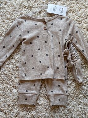 NWT Carter's Beige Polka Dot Baby Top & Pants Set Wooden Buttons Matching Bow